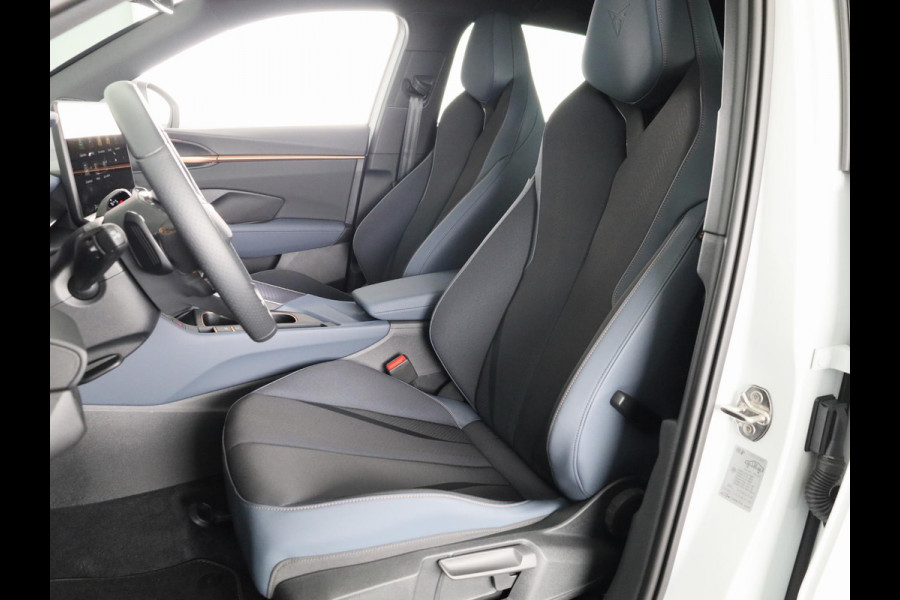 CUPRA Terramar 1.5 TSI e-Hybrid 204pk | Wegklapbare trekhaak | Navigatie via App | Matrix led verlichting | Parkeercamera