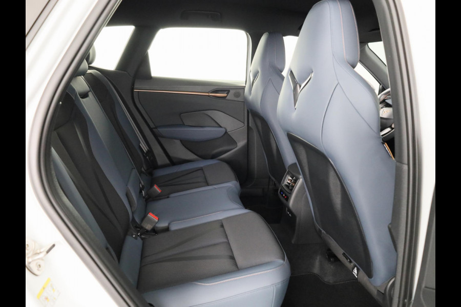 CUPRA Terramar 1.5 TSI e-Hybrid 204pk | Wegklapbare trekhaak | Navigatie via App | Matrix led verlichting | Parkeercamera