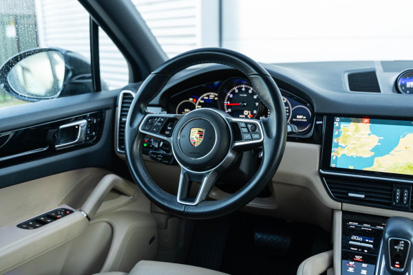 Porsche Cayenne 3.0 Schuifdak Leer Navigatie BOSE Camera Sport Chrono Stoelventilatie