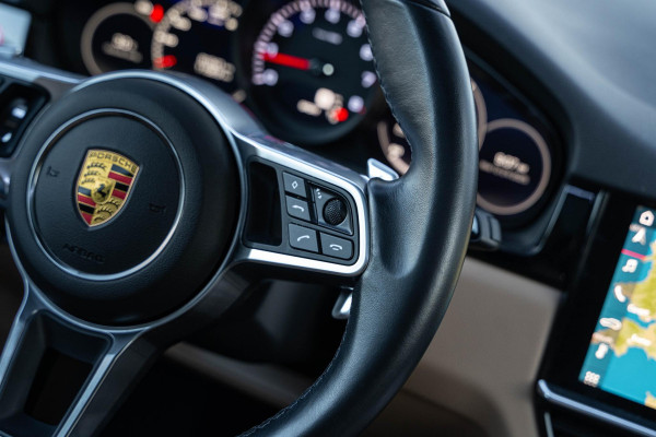 Porsche Cayenne 3.0 Schuifdak Leer Navigatie BOSE Camera Sport Chrono Stoelventilatie