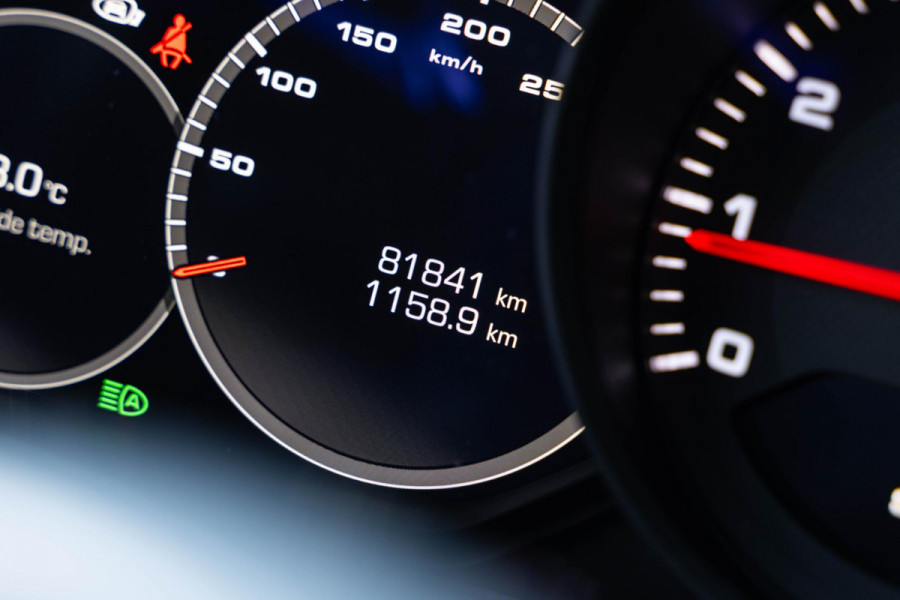 Porsche Cayenne 3.0 Schuifdak Leer Navigatie BOSE Camera Sport Chrono Stoelventilatie