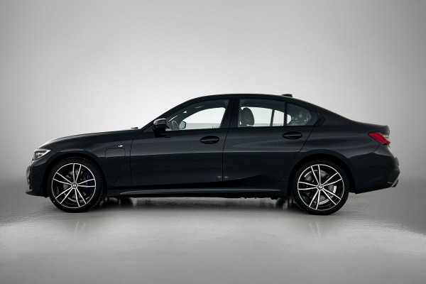BMW 3-serie 330e eDrive Edition M-sport (NL-auto, 1e Eig, Dealer OnderH, Carplay, Camera, CruiseCon, Leder, Etc)