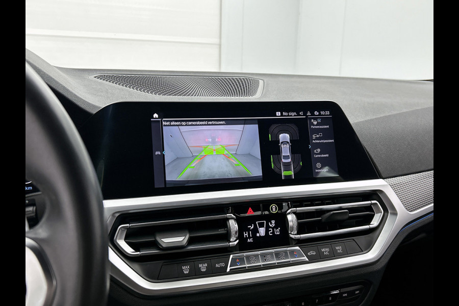 BMW 3-serie 330e eDrive Edition M-sport (NL-auto, 1e Eig, Dealer OnderH, Carplay, Camera, CruiseCon, Leder, Etc)
