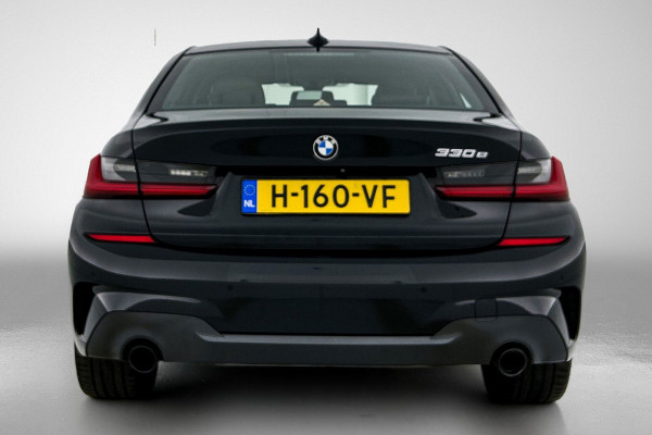 BMW 3-serie 330e eDrive Edition M-sport (NL-auto, 1e Eig, Dealer OnderH, Carplay, Camera, CruiseCon, Leder, Etc)