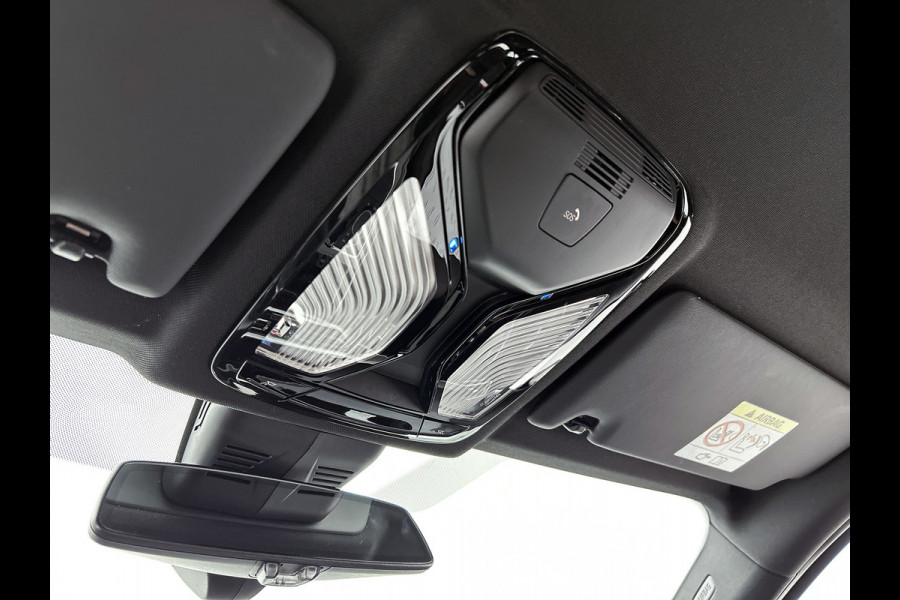 BMW 3-serie 330e eDrive Edition M-sport (NL-auto, 1e Eig, Dealer OnderH, Carplay, Camera, CruiseCon, Leder, Etc)