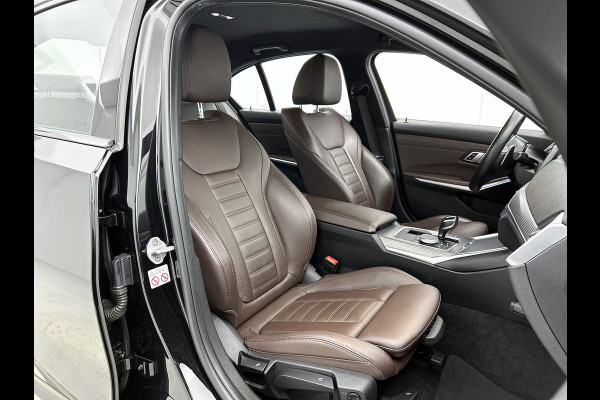 BMW 3-serie 330e eDrive Edition M-sport (NL-auto, 1e Eig, Dealer OnderH, Carplay, Camera, CruiseCon, Leder, Etc)