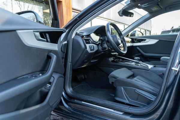 Audi A4 Avant 35 TFSI Business Edition 150PK Navi Sportstoelen Trekhaak