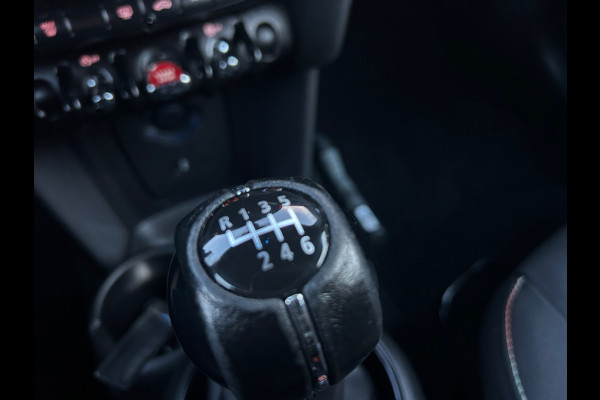 MINI Mini 1.5 Pepper Apple Carplay LED KeyLess NL-Auto Rijklaarprijs!