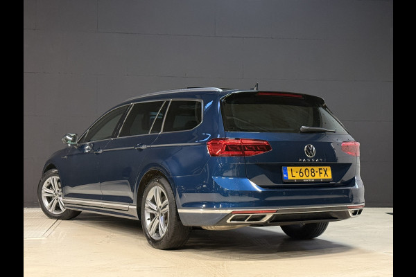 Volkswagen Passat Variant 1.5 TSI 2x R-Line Business + | Panoramadak | Leder | Camera | Afn. trekhaak | Adaptive cruise | Stoelverwarming | Virtual