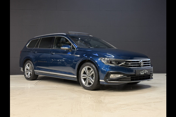 Volkswagen Passat Variant 1.5 TSI 2x R-Line Business + | Panoramadak | Leder | Camera | Afn. trekhaak | Adaptive cruise | Stoelverwarming | Virtual