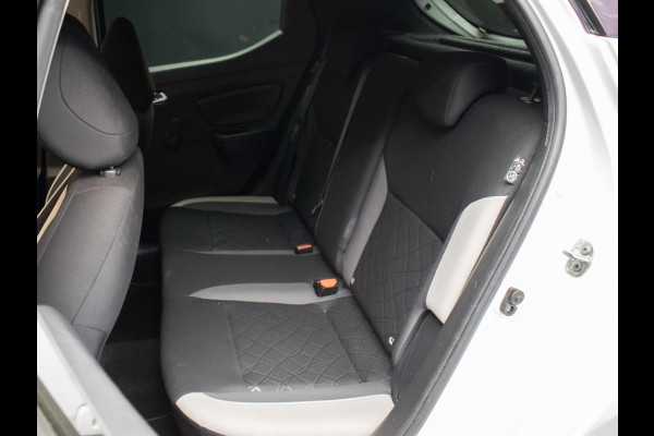 Nissan Micra 0.9 IG-T N-Connecta Sport (APPLE CARPLAY,NAVI,LED,SPORTSTOELEN,CAMERA,CRUISE,LM VELGEN,NETTESTAAT)