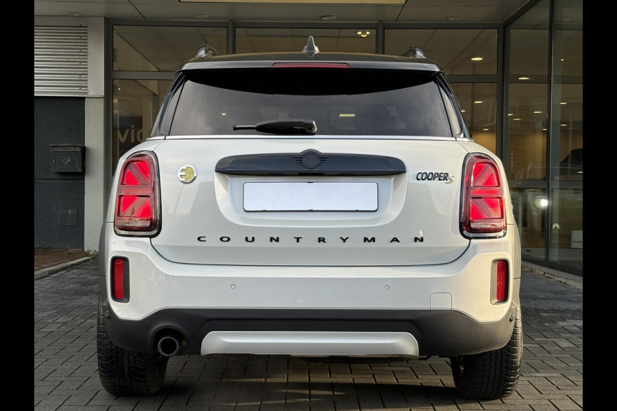 MINI Countryman 1.5 Cooper S E ALL4 Classic | Panoramadak | Lederen bekleding | Adaptive LED | Stoelverwarming | Verwarmd Stuurwiel | Sportstoelen | Climate control | Armsteun | Keyless entry