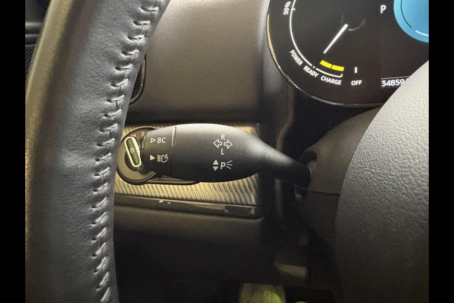 MINI Countryman 1.5 Cooper S E ALL4 Classic | Panoramadak | Lederen bekleding | Adaptive LED | Stoelverwarming | Verwarmd Stuurwiel | Sportstoelen | Climate control | Armsteun | Keyless entry