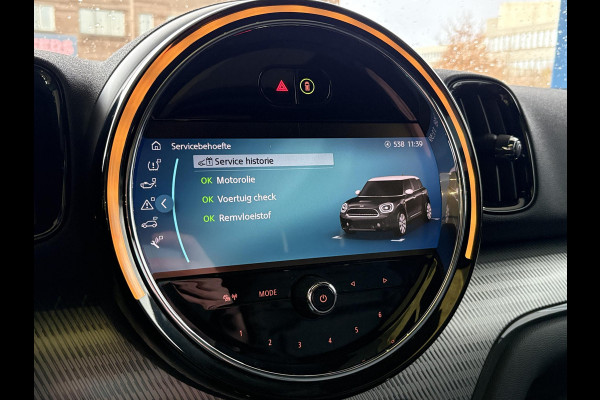 MINI Countryman 1.5 Cooper S E ALL4 Classic | Panoramadak | Lederen bekleding | Adaptive LED | Stoelverwarming | Verwarmd Stuurwiel | Sportstoelen | Climate control | Armsteun | Keyless entry