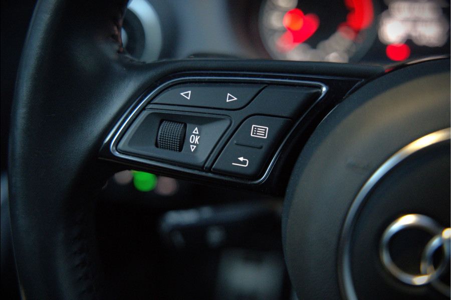 Audi Q2 1.4 TFSI CoD Design Pro Line Plus | Stoelverwarming | Camera | Keyless | Cruise Control | Navigatie | Parkeersensoren | Elektrische Achterklep | Climate Control | Automaat