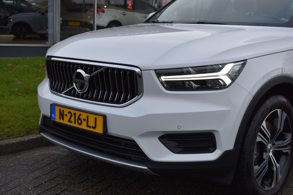 Volvo XC40 T4 211PK Recharge Inscription | Trekhaak | Panodak | H&K | ACC | Leder | Stuurverwarming | 360 Camera