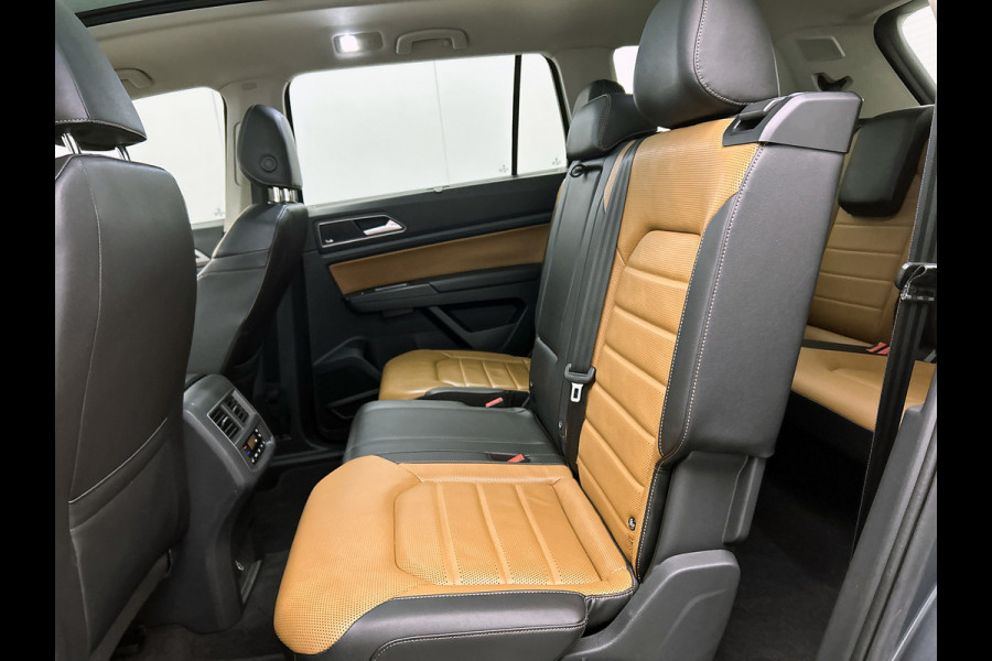 Volkswagen Atlas (Goed OnderH, 7 persoons, Panoramadak, Camera, StoelV, Cruise Con, Automaat, Etc)