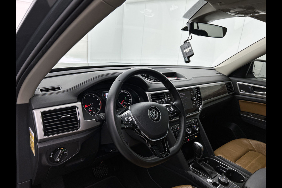 Volkswagen Atlas (Goed OnderH, 7 persoons, Panoramadak, Camera, StoelV, Cruise Con, Automaat, Etc)