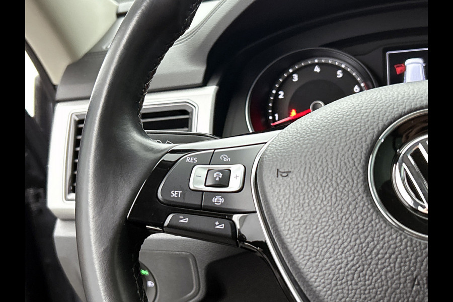 Volkswagen Atlas (Goed OnderH, 7 persoons, Panoramadak, Camera, StoelV, Cruise Con, Automaat, Etc)