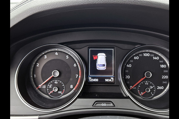 Volkswagen Atlas (Goed OnderH, 7 persoons, Panoramadak, Camera, StoelV, Cruise Con, Automaat, Etc)