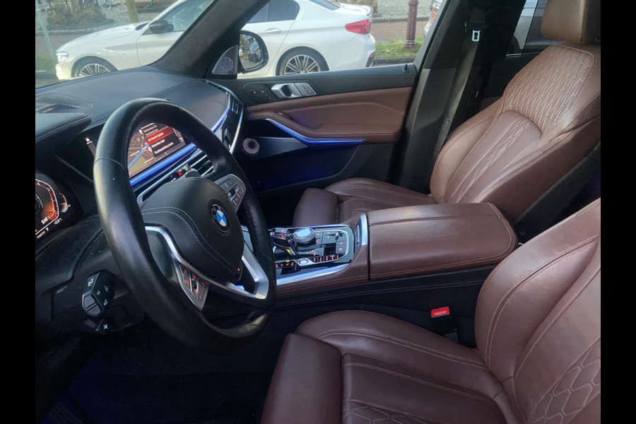 BMW X7 XDrive40i 7-PERS/SKYLOUNGE/HUD/LASER/MASSAGE