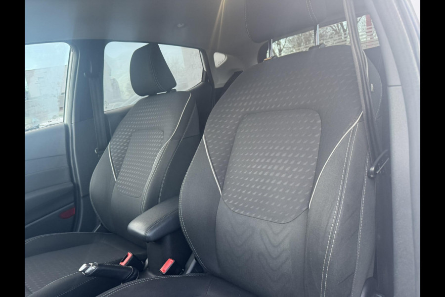 Ford Fiesta 1.0 EcoBoost Titanium 100pk | Adaptive cruise control | Bang&Olufsen | Winter Pack | Camera | Lichtemetalen velgen