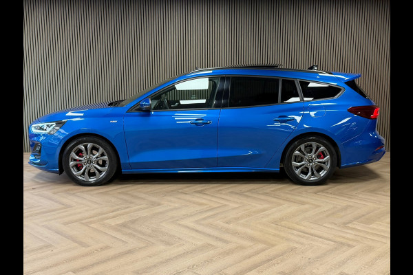 Ford Focus 1.0 ST-Line X AUT. B&O PANO CAMERA PARKEERSENSOREN VOOR EN ACHTER ACC STUURVERWARMING STOELVERWARM DODEHOEK LANE ASSIST