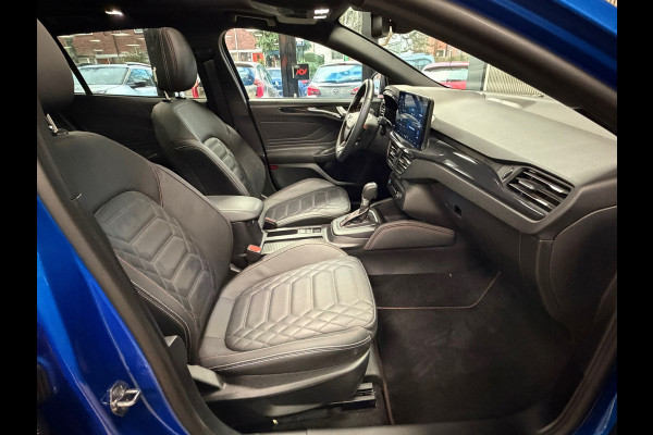 Ford Focus 1.0 ST-Line X AUT. B&O PANO CAMERA PARKEERSENSOREN VOOR EN ACHTER ACC STUURVERWARMING STOELVERWARM DODEHOEK LANE ASSIST