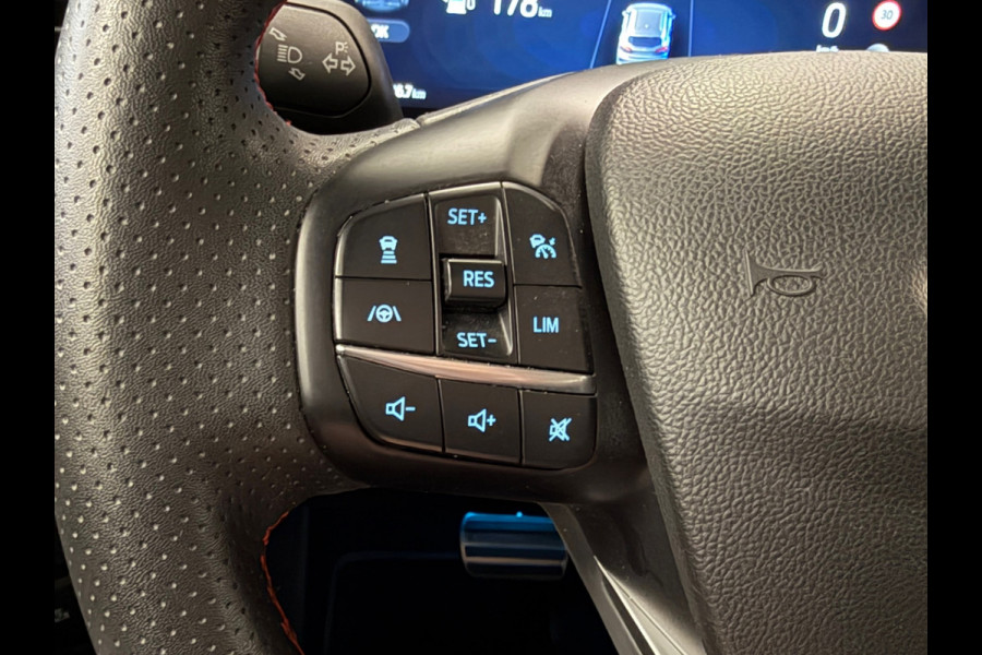 Ford Focus 1.0 ST-Line X AUT. B&O PANO CAMERA PARKEERSENSOREN VOOR EN ACHTER ACC STUURVERWARMING STOELVERWARM DODEHOEK LANE ASSIST