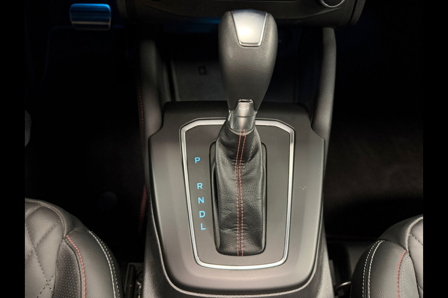 Ford Focus 1.0 ST-Line X AUT. B&O PANO CAMERA PARKEERSENSOREN VOOR EN ACHTER ACC STUURVERWARMING STOELVERWARM DODEHOEK LANE ASSIST