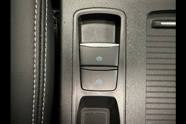 Ford Focus 1.0 ST-Line X AUT. B&O PANO CAMERA PARKEERSENSOREN VOOR EN ACHTER ACC STUURVERWARMING STOELVERWARM DODEHOEK LANE ASSIST