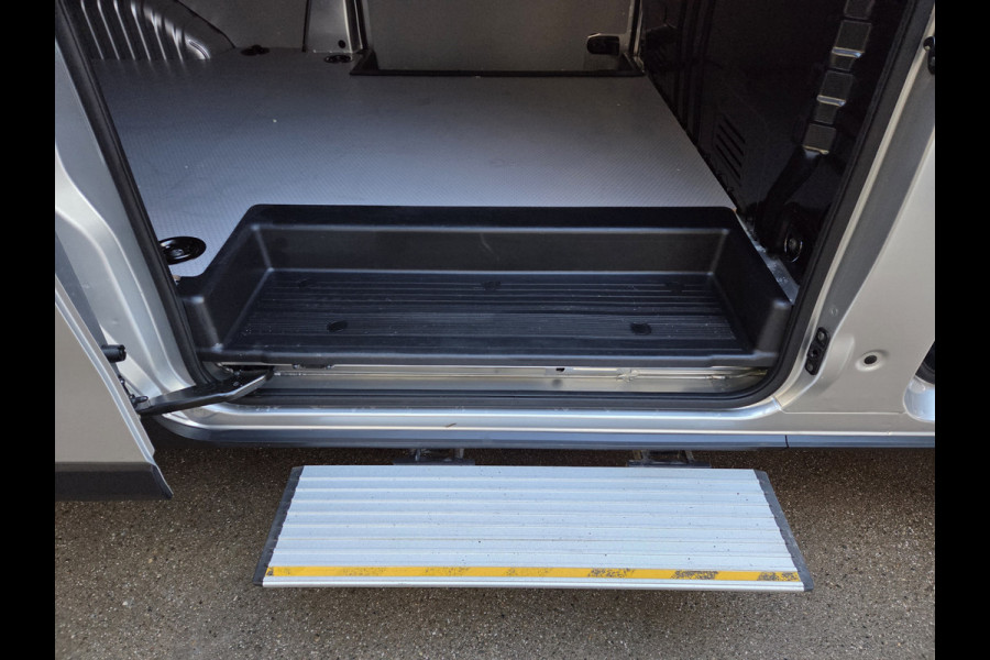 Ford E-Transit Custom / Maxus eDeliver 7 - 88 Kwh L2 WLTP 365 Km 2x Schuifdeur Craftsman uitvoering