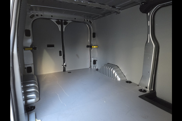 Ford E-Transit Custom / Maxus eDeliver 7 - 88 Kwh L2 WLTP 365 Km 2x Schuifdeur Craftsman uitvoering