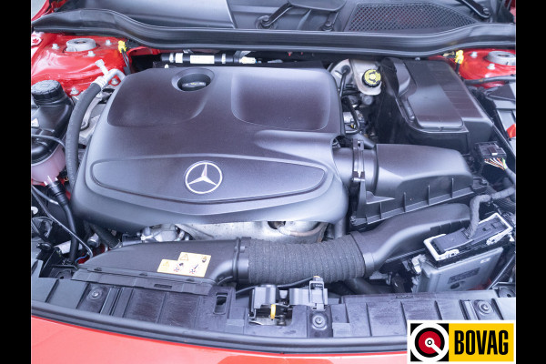 Mercedes-Benz GLA 200 AMG Line Edition Premium Plus Night | Navigatie | Elec. klep | Leer | 19"LMV | Cruise, Trekhaak, High Performance led