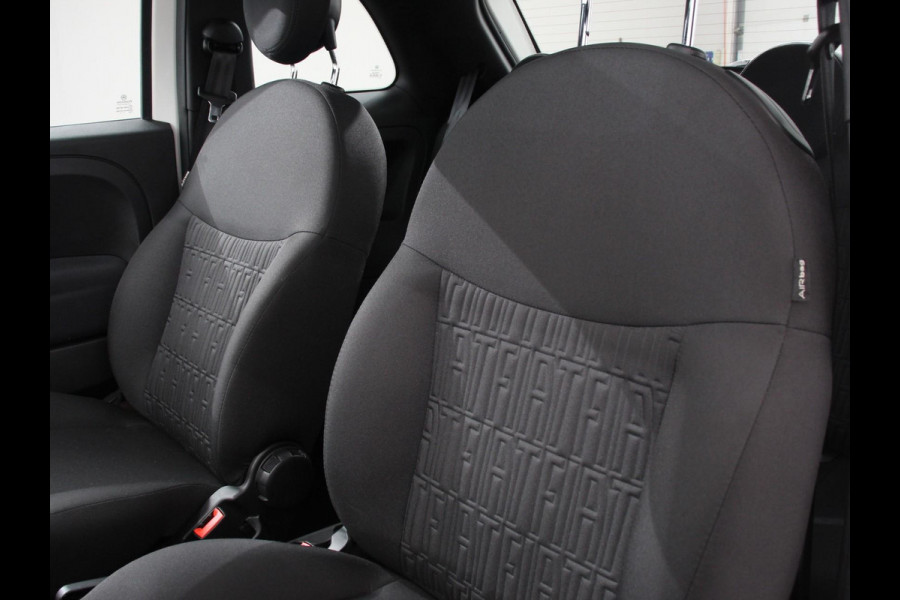 Fiat 500 1.0 Hybrid Dolcevita Finale Panorama dak Airco Cruise Control Navigatie Apple Carplay/Android Auto Dab Digitale Cockpit Parkeer Sensoren  Lichtmetalen Velgen 16" Led