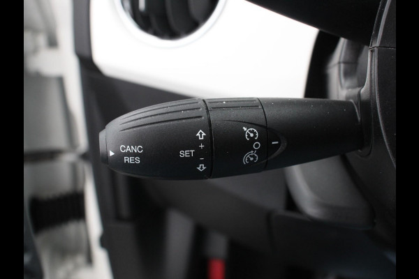 Fiat 500 1.0 Hybrid Dolcevita Finale Panorama dak Airco Cruise Control Navigatie Apple Carplay/Android Auto Dab Digitale Cockpit Parkeer Sensoren  Lichtmetalen Velgen 16" Led