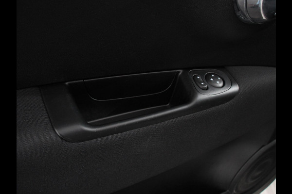 Fiat 500 1.0 Hybrid Dolcevita Finale Panorama dak Airco Cruise Control Navigatie Apple Carplay/Android Auto Dab Digitale Cockpit Parkeer Sensoren  Lichtmetalen Velgen 16" Led