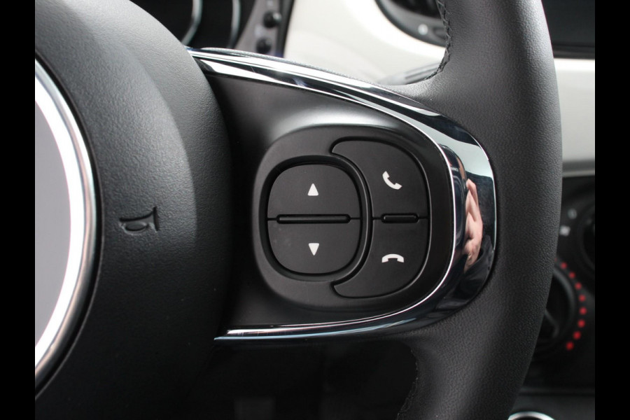 Fiat 500 1.0 Hybrid Dolcevita Finale Panorama dak Airco Cruise Control Navigatie Apple Carplay/Android Auto Dab Digitale Cockpit Parkeer Sensoren  Lichtmetalen Velgen 16" Led