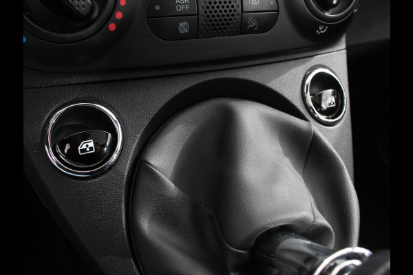 Fiat 500 1.0 Hybrid Dolcevita Finale Panorama dak Airco Cruise Control Navigatie Apple Carplay/Android Auto Dab Digitale Cockpit Parkeer Sensoren  Lichtmetalen Velgen 16" Led