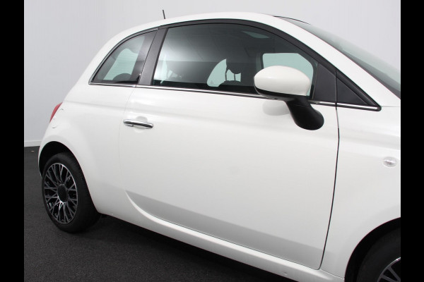 Fiat 500 1.0 Hybrid Dolcevita Finale Panorama dak Airco Cruise Control Navigatie Apple Carplay/Android Auto Dab Digitale Cockpit Parkeer Sensoren  Lichtmetalen Velgen 16" Led