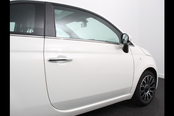 Fiat 500 1.0 Hybrid Dolcevita Finale Panorama dak Airco Cruise Control Navigatie Apple Carplay/Android Auto Dab Digitale Cockpit Parkeer Sensoren  Lichtmetalen Velgen 16" Led