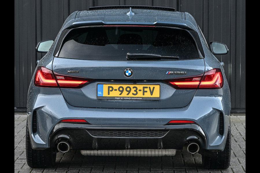 BMW 1-serie M135i xDrive High Executive · M- sport · Panoramadak · Camera · Active cruise · Harman/Kardon · Adaptive Suspension · M Sportbra