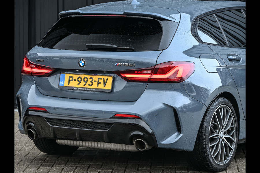 BMW 1-serie M135i xDrive High Executive · M- sport · Panoramadak · Camera · Active cruise · Harman/Kardon · Adaptive Suspension · M Sportbra