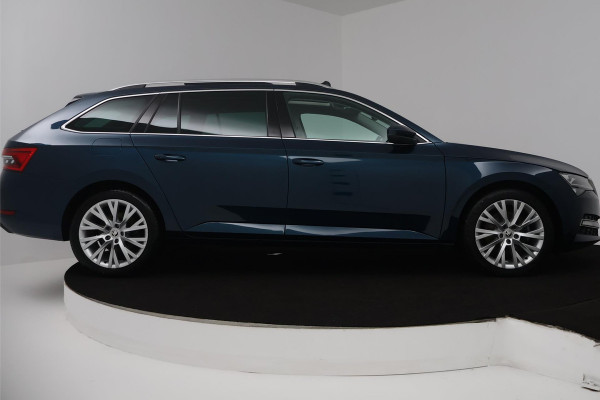 Škoda Superb Combi 1.5 TSI ACT Business Edition Plus (PANORAMADAK, STUUR-/STOELVERWARMING, CAMERA, ADAPTIVE CRUISE)