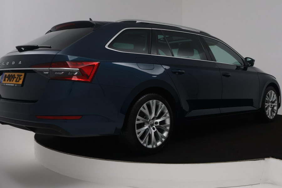 Škoda Superb Combi 1.5 TSI ACT Business Edition Plus (PANORAMADAK, STUUR-/STOELVERWARMING, CAMERA, ADAPTIVE CRUISE)