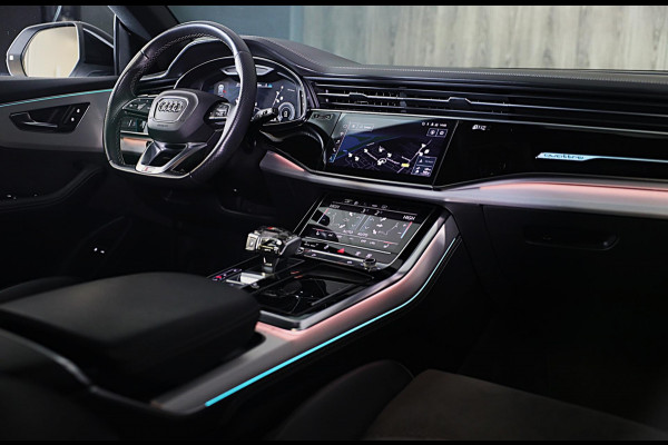 Audi Q8 55 TFSI e Quattro S Line / B & O / Camera / F1 / Cruise Control / Sfeerverlichting / Dig Cockpit / Matrix / Pdc / 23 Inch