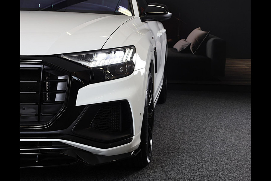 Audi Q8 55 TFSI e Quattro S Line / B & O / Camera / F1 / Cruise Control / Sfeerverlichting / Dig Cockpit / Matrix / Pdc / 23 Inch