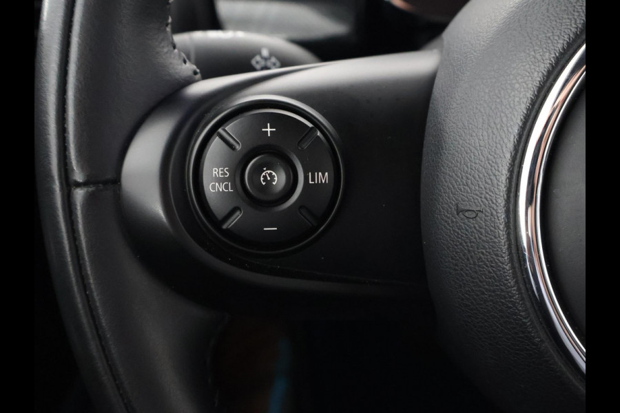 MINI Cooper S Electric Charged 33 kWh (184 PK) | Navigatie | Stoelverwarming | 1e eigenaar |