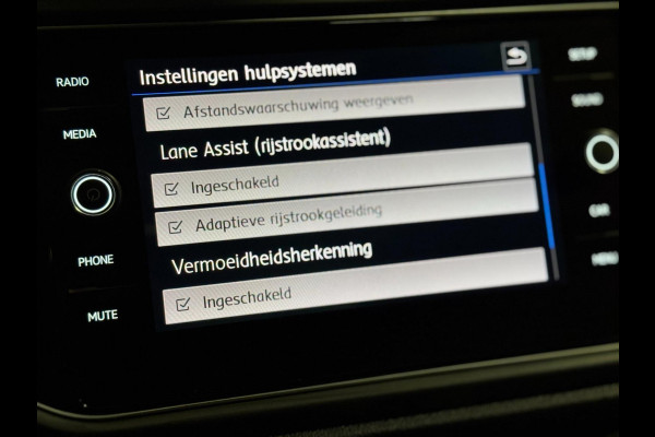 Volkswagen T-Roc 2.0 TSI 4Motion 3X R-LINE | PANO | VIRTUAL | CAMERA