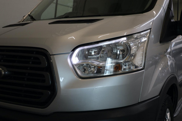 Ford Transit 330 2.0 TDCI L2/H2 AIRCO CRUISE CONTROL DUBB SCHUIFDEUR TREKHAAK PDC 131PK LEASE V/A €111,- p.m. INRUIL MOGELIJK